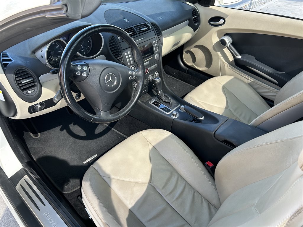 2005 Mercedes-Benz SLK-Class SLK350 photo