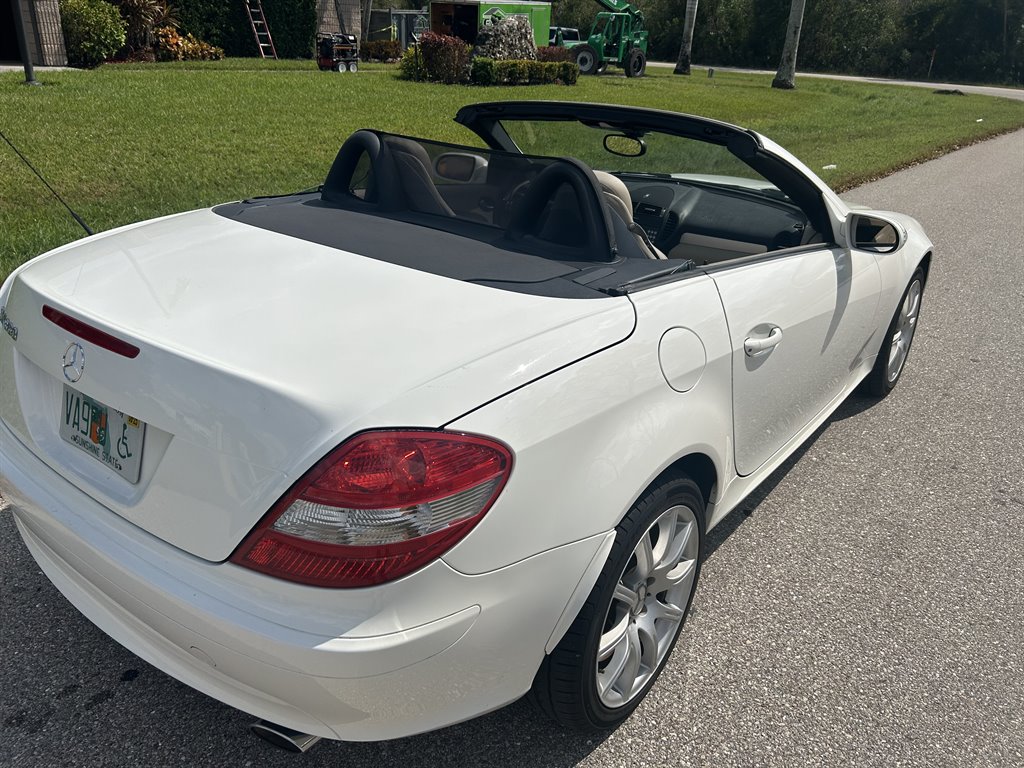 2005 Mercedes-Benz SLK-Class SLK350 photo