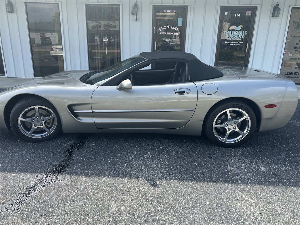 1999 CHEVROLET Corvette Convertible - $18,500