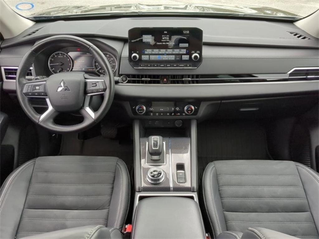 2022 Mitsubishi Outlander - $35,900