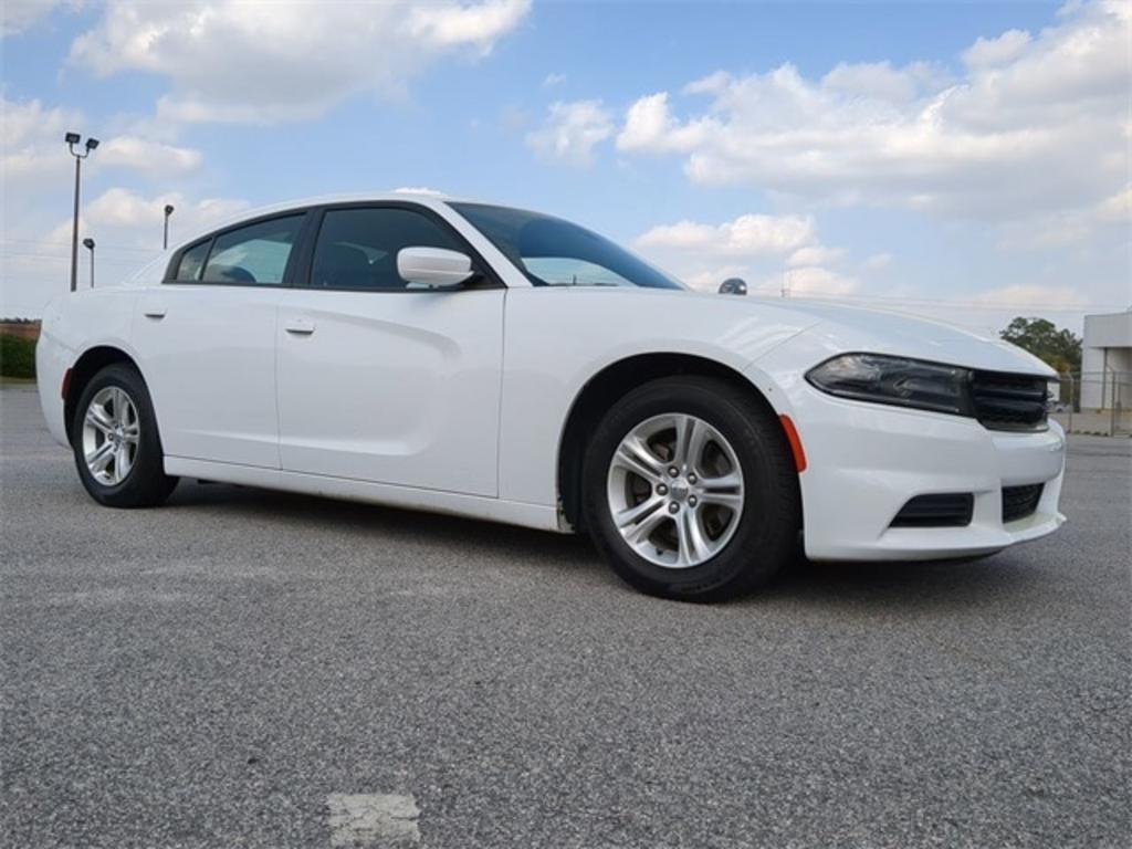 2020 Dodge Charger - $26,995