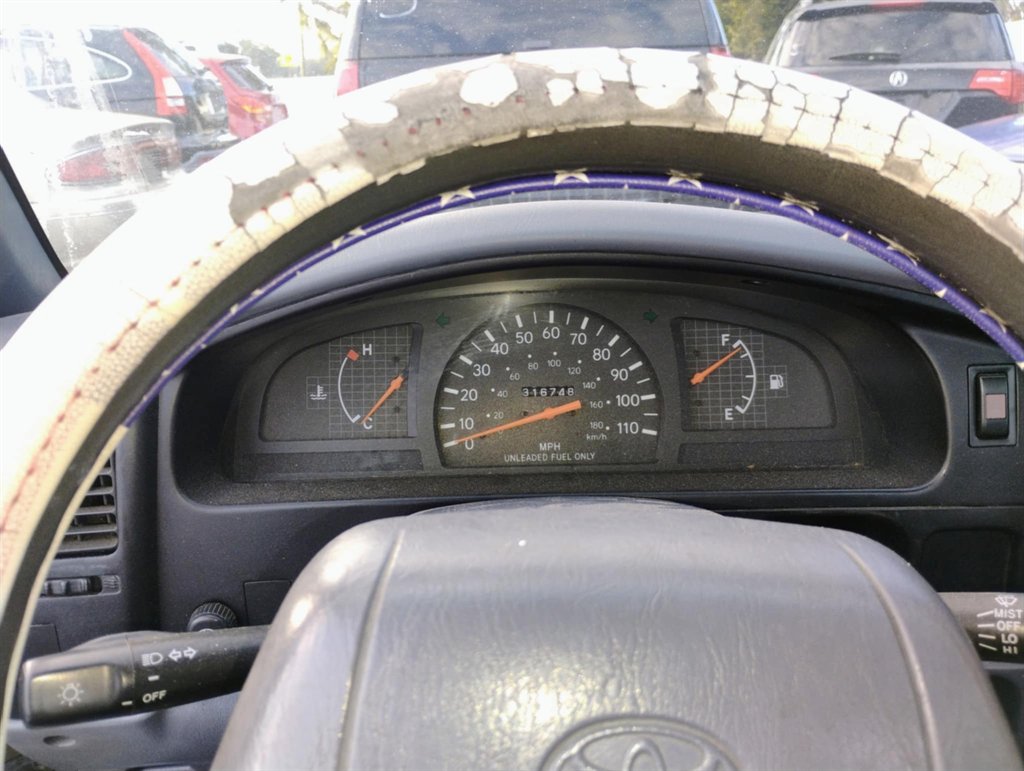 2000 Toyota Tacoma photo
