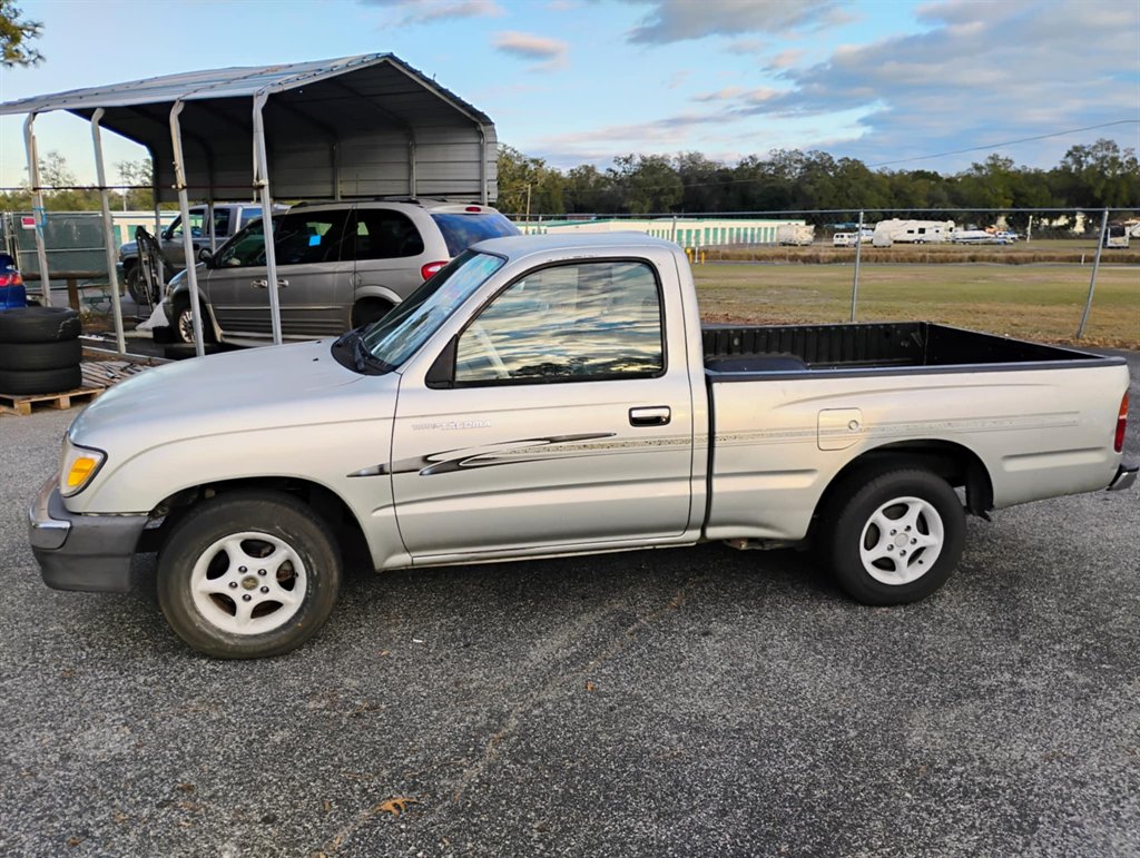 2000 Toyota Tacoma photo