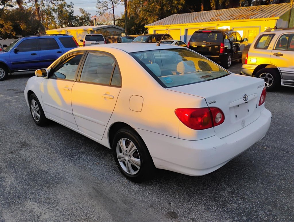 2003 Toyota Corolla CE photo
