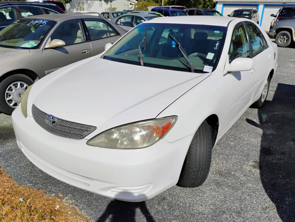 2003 Toyota Camry LE V6 photo