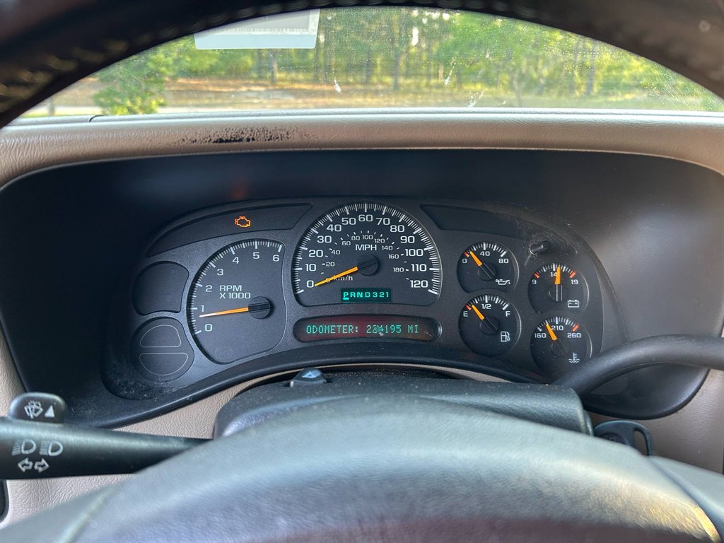 2003 GMC Yukon XL 1500 photo