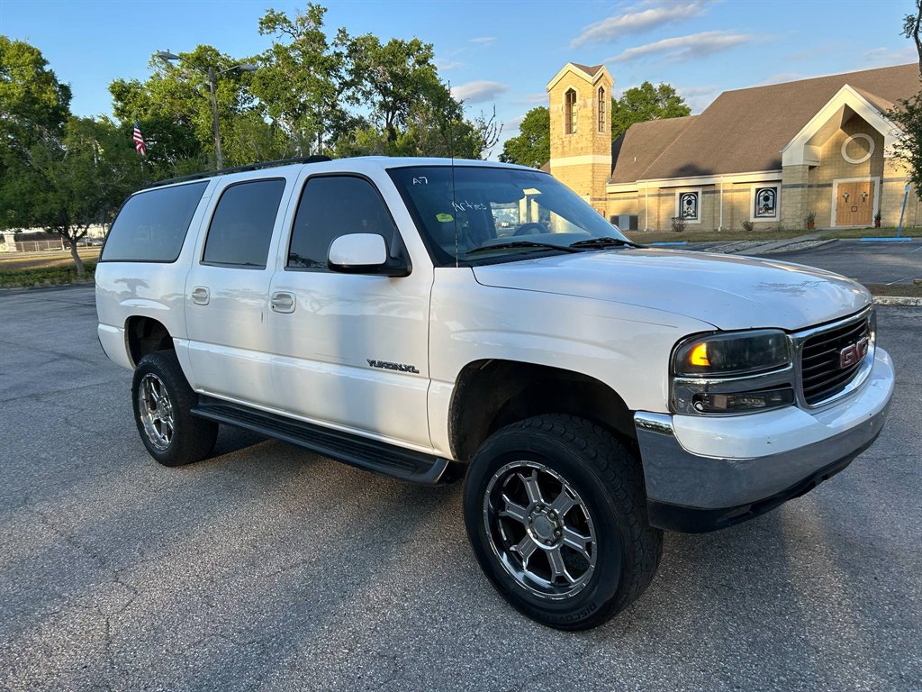 2003 GMC Yukon XL 1500 photo