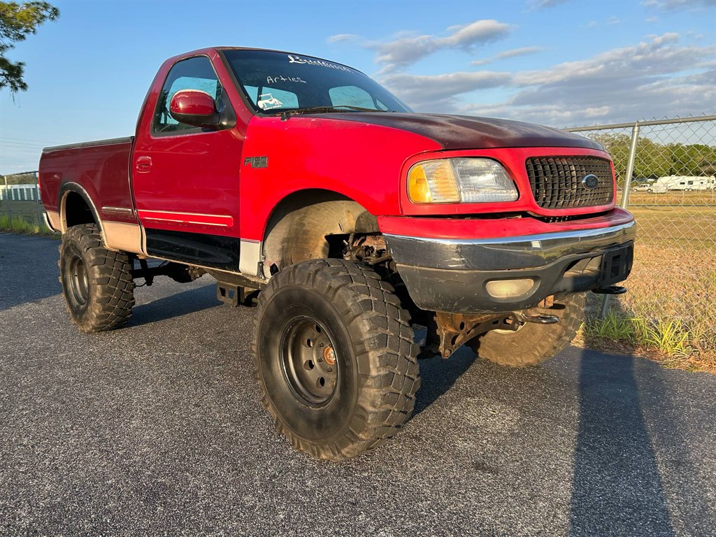 1997 Ford F-150 XLT photo
