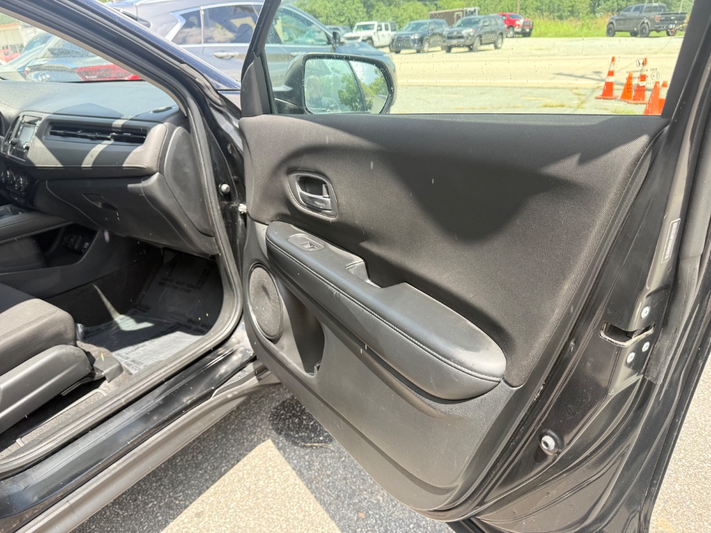 2018 Honda HR-V - $11,995