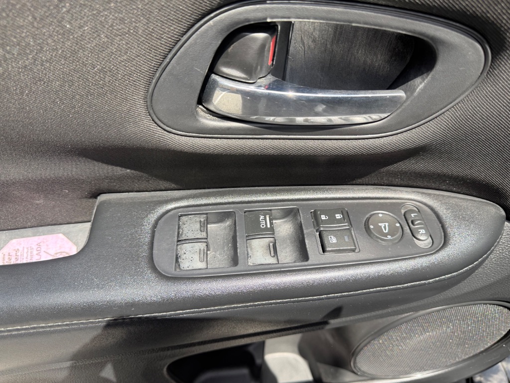 2018 Honda HR-V - $11,995