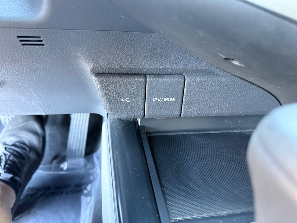 2020 Toyota Camry - $16,995