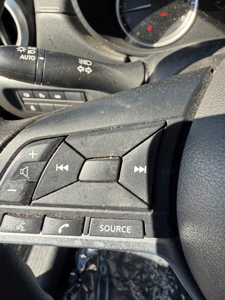 2021 Nissan Versa S photo