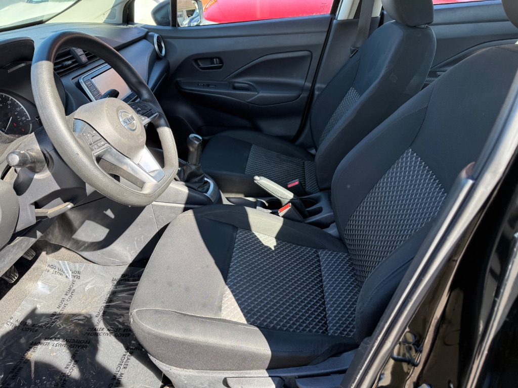 2021 Nissan Versa S photo