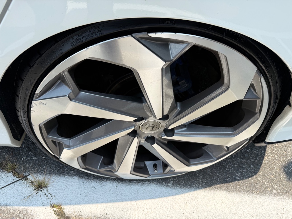 2017 Honda Civic - $17,995