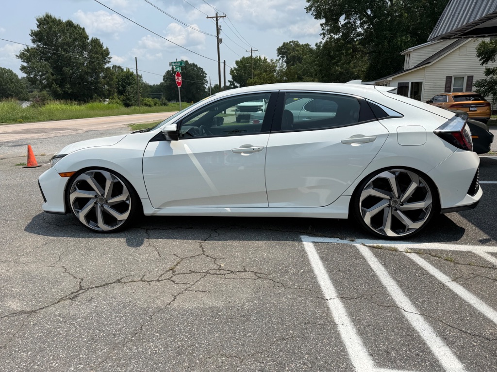 2017 Honda Civic - $17,995