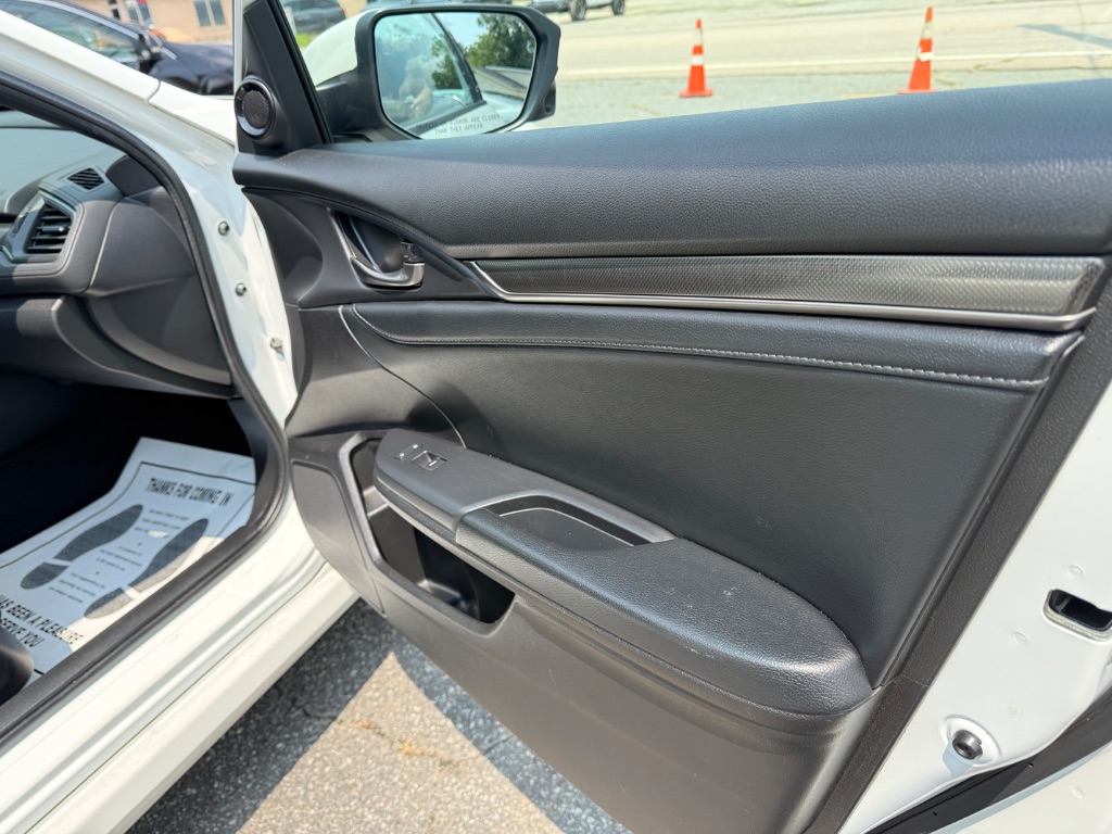 2017 Honda Civic - $17,995