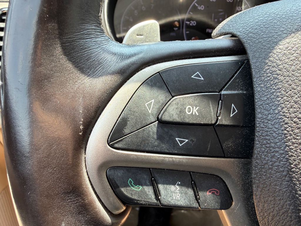 2015 Jeep Cherokee - $10,995