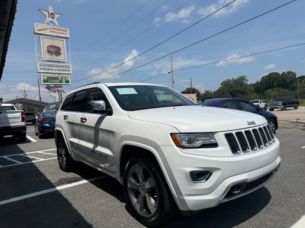 2015 Jeep Cherokee - $10,995