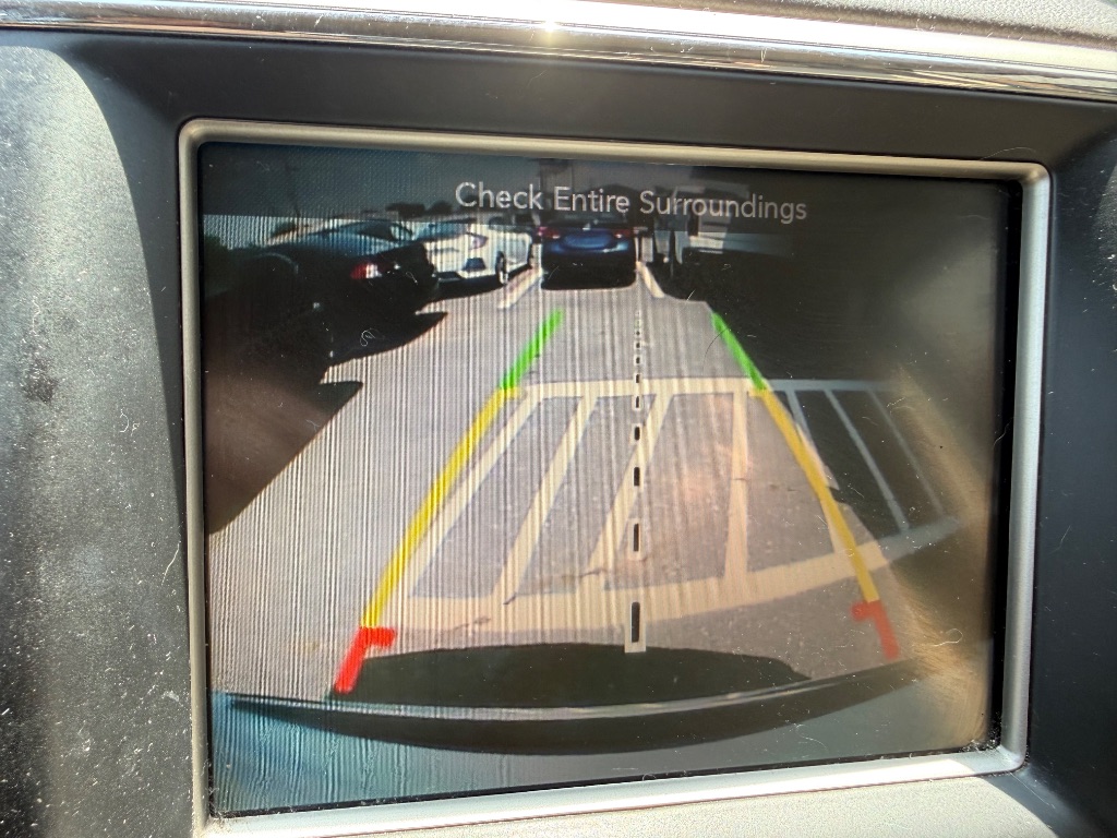 2015 Jeep Cherokee - $10,995