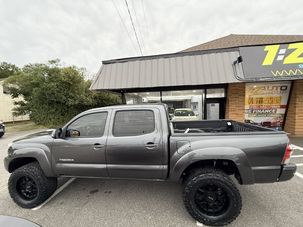 2015 Toyota Tacoma - $21,995