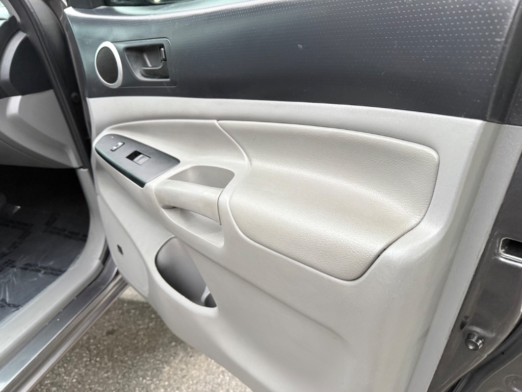 2015 Toyota Tacoma - $21,995