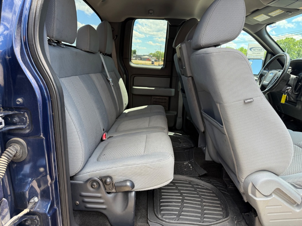 2011 Ford F-150 XL photo