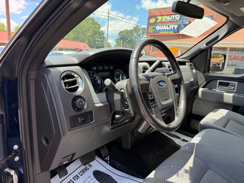 2011 Ford F-150 XL photo