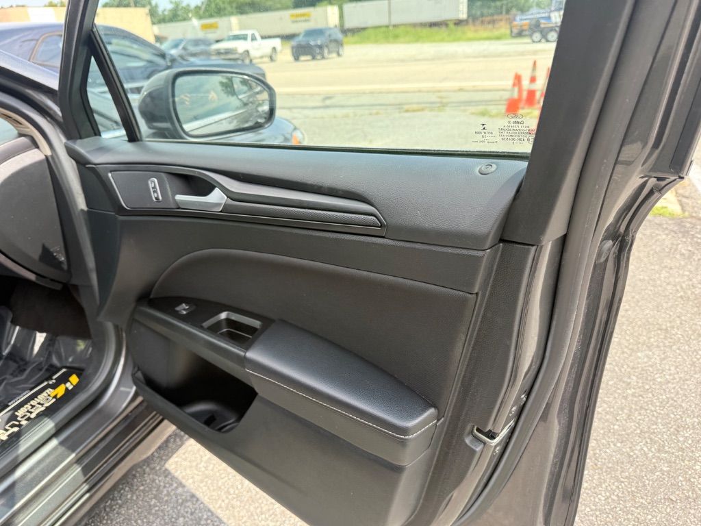 2018 Ford Fusion - $9,995