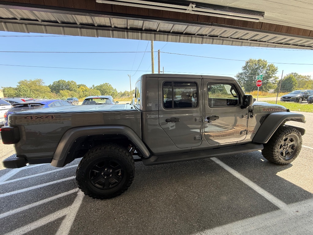2022 Jeep Gladiator - $35,995