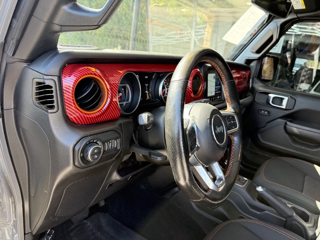 2022 Jeep Gladiator - $35,995