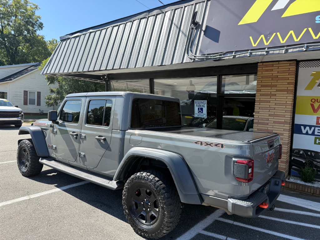 2022 Jeep Gladiator - $35,995