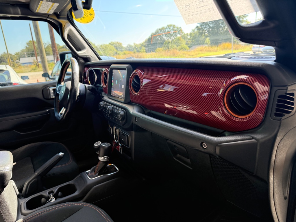 2022 Jeep Gladiator - $35,995