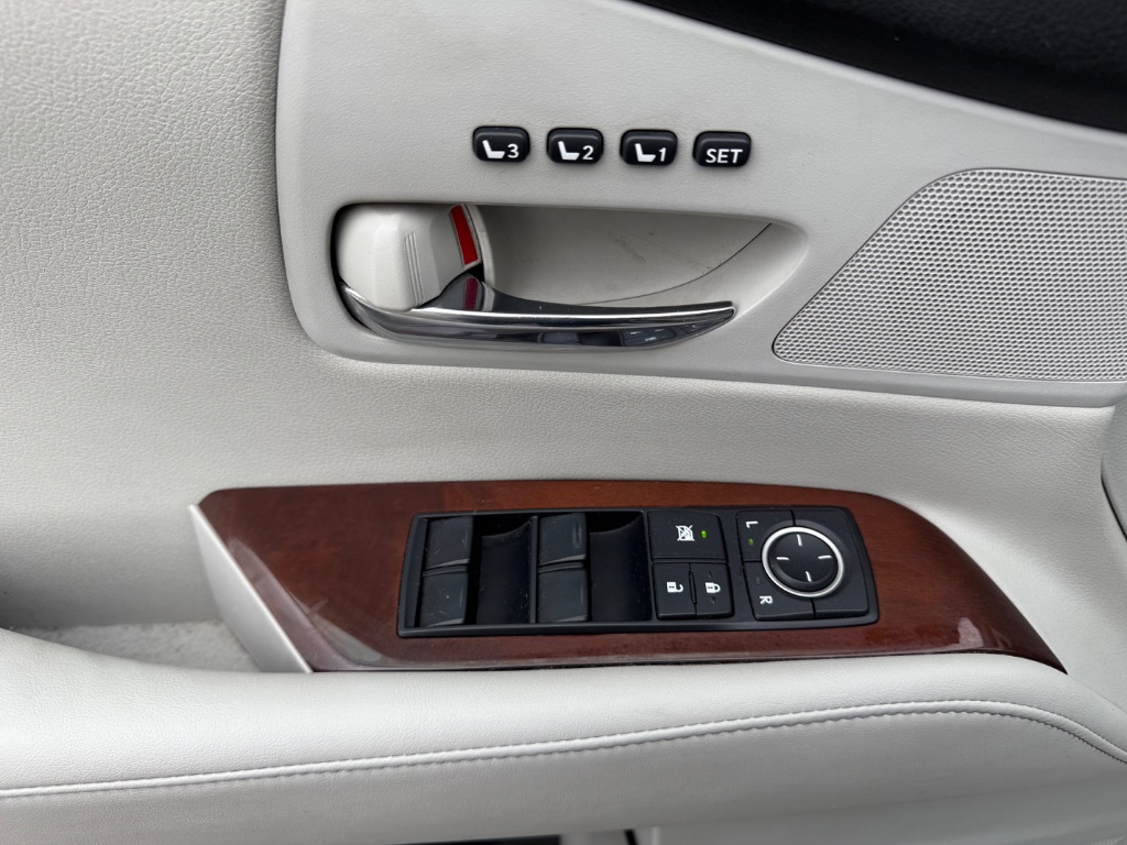 2010 Lexus RX 350 photo