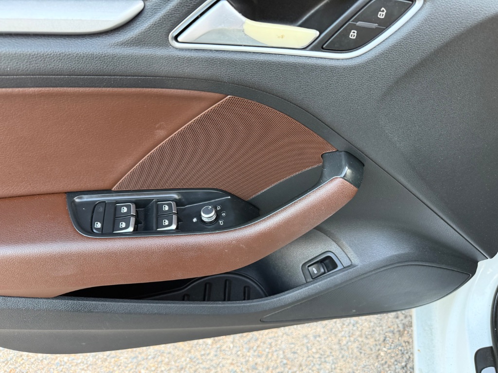 2017 Audi A3 Premium photo