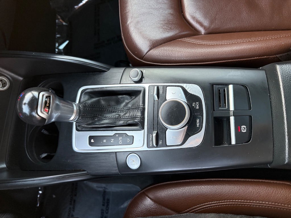 2017 Audi A3 Premium photo