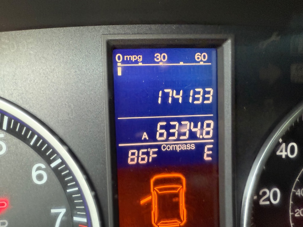 2010 Honda CR-V - $7,995