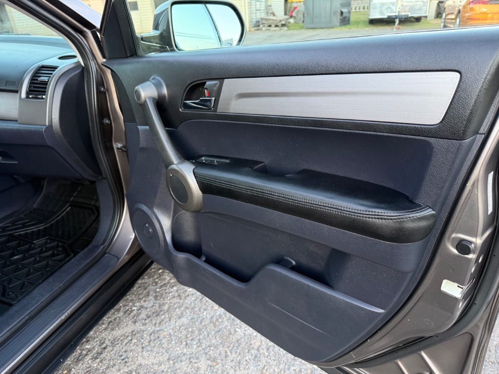 2010 Honda CR-V - $7,995