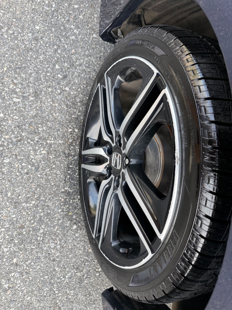 2017 Honda Accord - $12,995