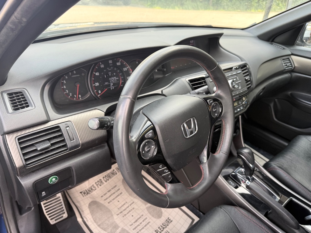 2017 Honda Accord - $12,995