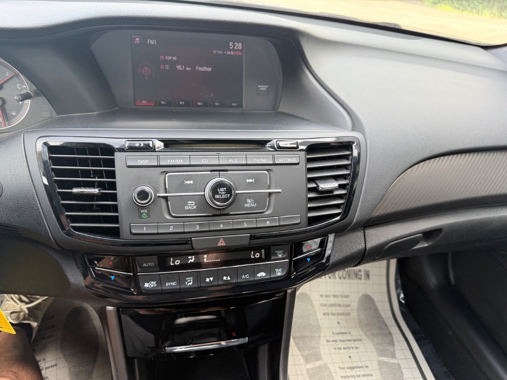 2017 Honda Accord - $12,995