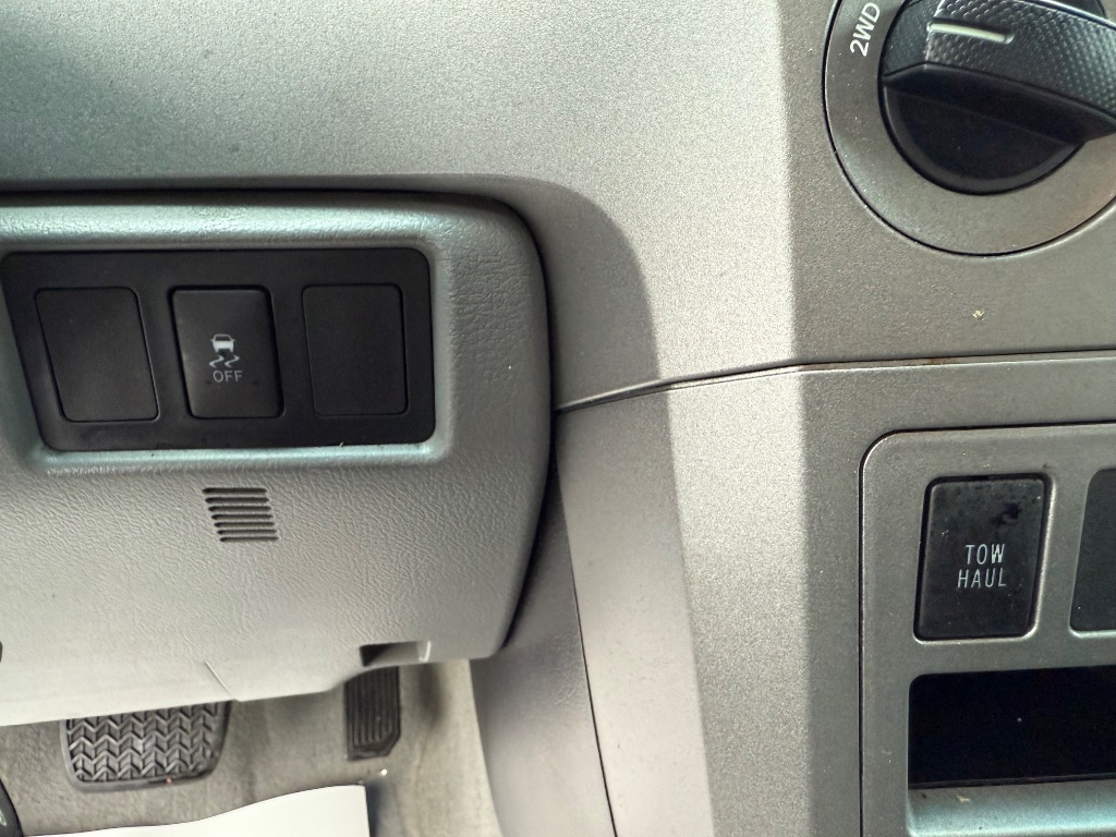 2011 Toyota Tundra Grade photo