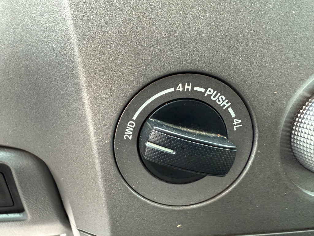 2011 Toyota Tundra Grade photo