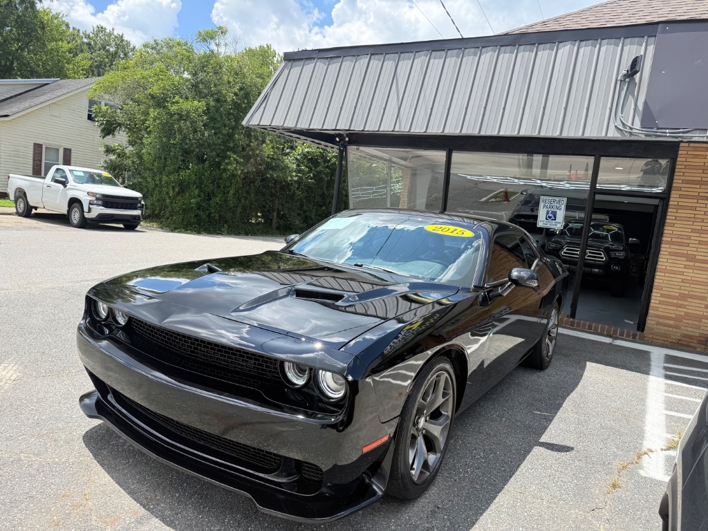 2015 Dodge Challenger - $11,995