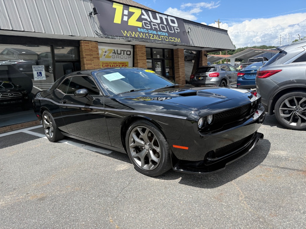 2015 Dodge Challenger - $11,995