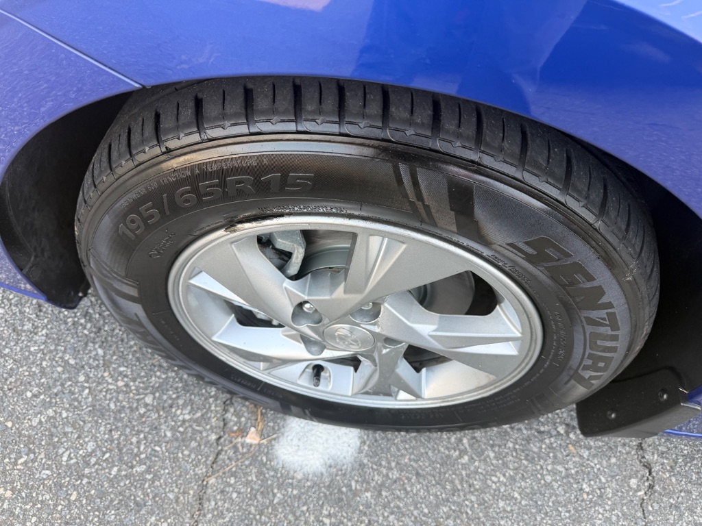 2022 Hyundai Elantra - $12,995