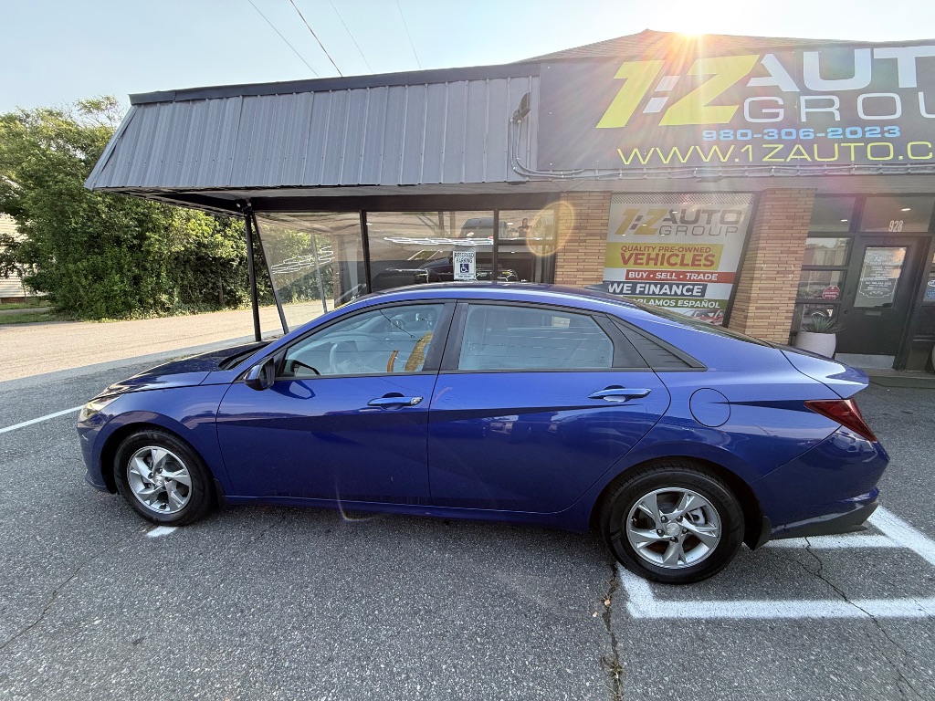 2022 Hyundai Elantra - $12,995