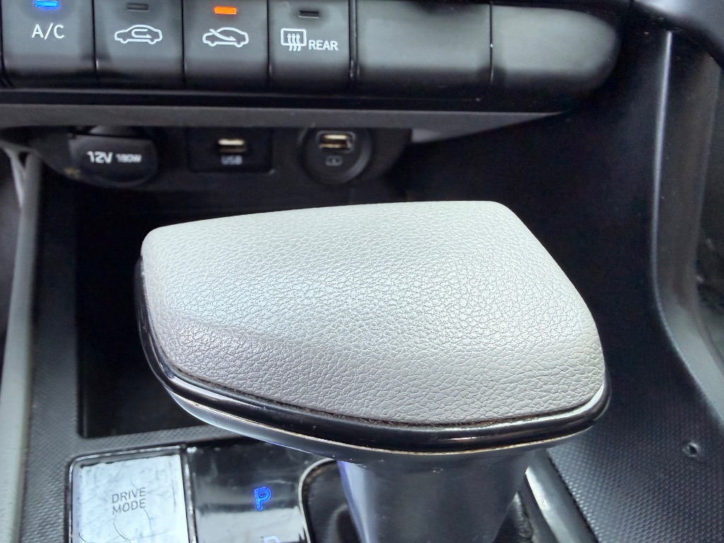 2022 Hyundai Elantra - $12,995