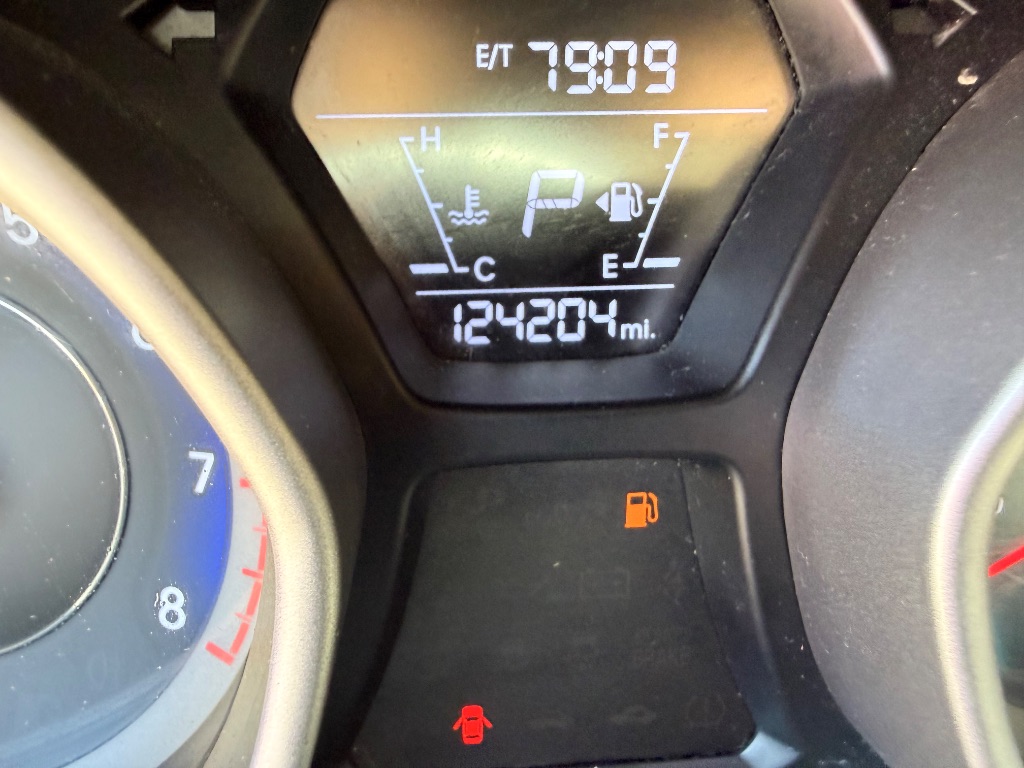 2016 Hyundai Elantra - $5,995