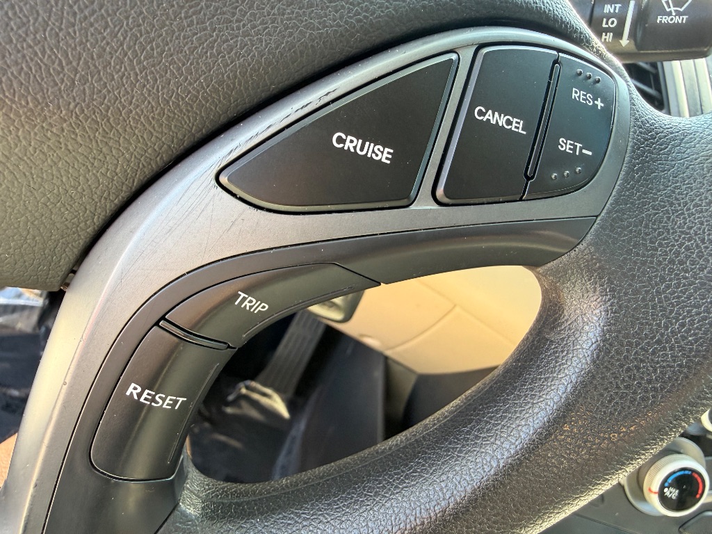 2016 Hyundai Elantra - $5,995