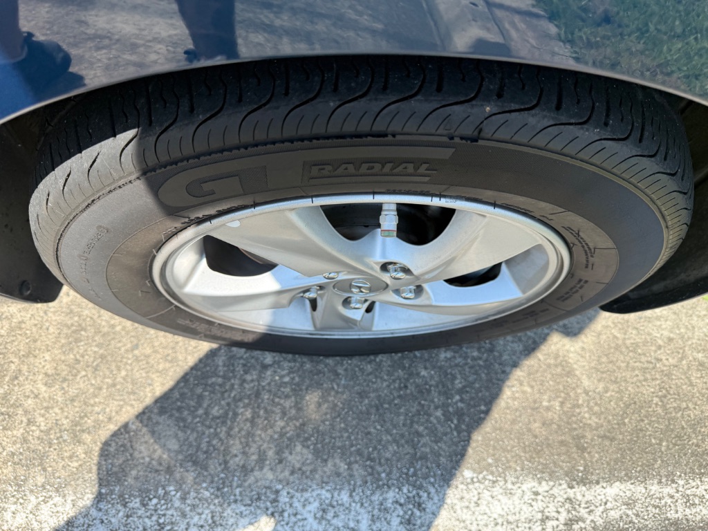 2016 Hyundai Elantra - $5,995